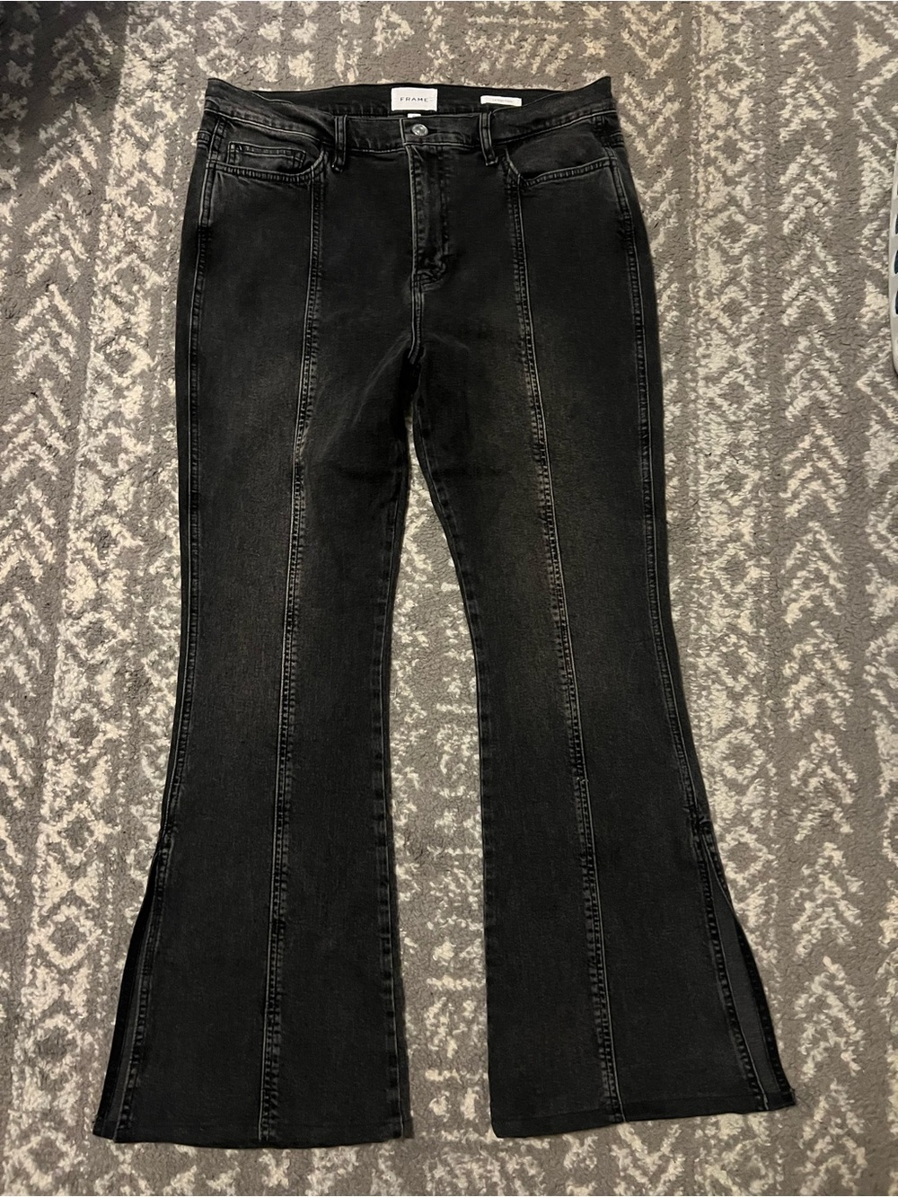 Frame le High Flare Denim Black Flare Jeans with Front Seam Detail sz 31 (L120) - Picture 1 of 12